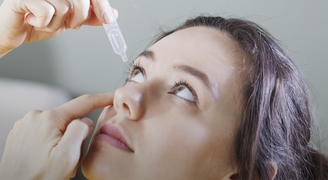 Colírio promete curar a presbiopia, que afeta milhões de pessoas no mundo