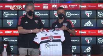 Rafinha foi apresentado no São Paulo (Foto: Reprodução/SPFCTV)