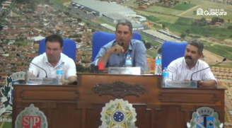 Presidente da Câmara chama colega vereador de "autista" durante discussão na Câmara Municipal de Guaiçara