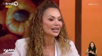 Solange Almeida durante entrevista ao programa Sem Censura, da TV Brasil