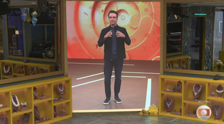 Tadeu Schmidt abriu o coração com os brothers