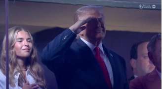 Donald Trump, presidente dos Estados Unidos, em jogo 3 da NBA no Madison Square Garden 