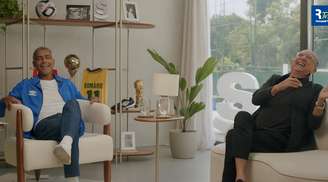 Romário conversa com Galvão Bueno