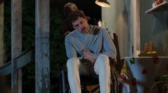 Leonardo (Guilherme Magon) não aparecia na versão original de 'Vale Tudo'