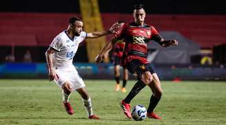 Sport sofre a sua décima derrota seguida no Brasileirão. 