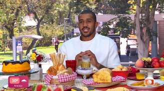 Matheus durante participação no Café com o Eliminado, no Mais Você, após deixar o BBB 26