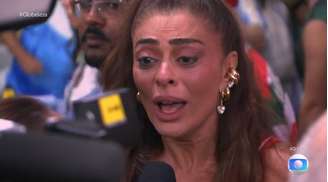 Juliana Paes comemora título da Viradouro