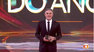 Luciano Huck apresenta o prêmio Melhores do Ano do 'Domingão' em 2026