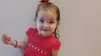 A luta de uma família para salvar a visão da pequena Helena