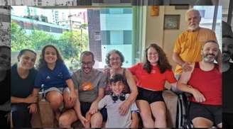 Doença rara e esperança: a batalha de Nathalia e seus irmãos por dignidade e mobilidade