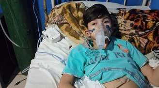 Menino de 11 anos luta pela vida e precisa de ajuda para adaptar quarto e continuar tratamento