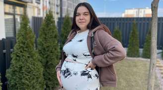 Karina Tarasenko afirma que nunca teria recorrido à barriga de aluguel se não fosse a guerra, mas agora pretende continuar para economizar dinheiro e comprar uma casa