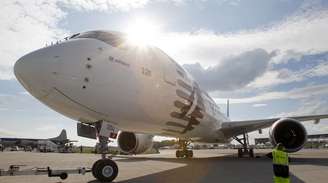 <p>Aérea Emirates cancelou 70 aviões A350 da Airbus no primeiro semestre</p>