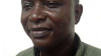 <p>Khan, de 39 anos, havia sido transferido para uma enfermaria gerida pela instituição Médicos Sem Fronteiras no extremo norte de Serra Leoa</p>