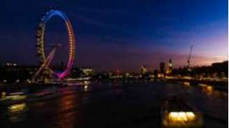 A London Eye é um dos pontos turísticos mais famosos de Londres