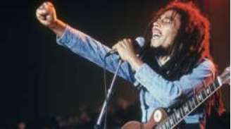 Robert Nesta Marley Booker, mais conhecido como Bob Marley, levou o reggae e o movimento Rastafári para o mundo