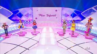 'Programa Silvio Santos' promoveu concurso de miss infantil.