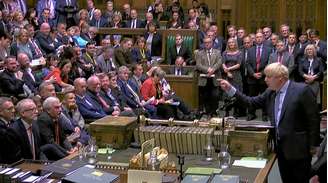 Premiê britânico, Boris Johnson, gesticula durante fala no Parlamento
25/09/2019
TV Parlamento via REUTERS