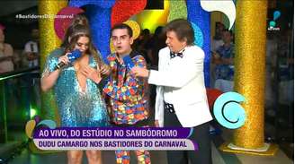 Simony, Dudu Camargo e Nelson Rubens durante cobertura ao vivo da Rede TV do carnaval 