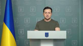 Zelensky, presidente da Ucrânia, cobra apoio da União Europeia