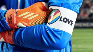 Ameaça de sanções por parte da Fifa ao uso de braçadeira de apoio aos LGBT ainda rende (Foto: Divulgação/DFB)