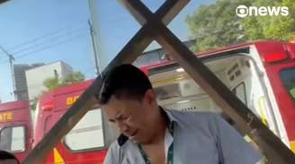 O motorista do ônibus atingido pelas chamas da explosão do avião chorou durante abordagem da equipe da Globo/GloboNews