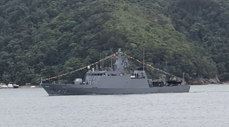 Navio-patrulha Guajará, usado nas buscas por embarcação que teria naufragado no litoral de SP