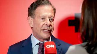 Dono de vários negócios, João Camargo se desligou da CNN Brasil para focar na TMC, antiga rádio Transamérica