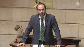 Carlos Bolsonaro engajamento de membros do PL na campanha de Flávio à Presidência