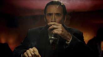 Netflix é processada após roubo de disco rígido de filme com Nicolas Cage.
