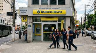 Fies 2026: governo autoriza R$ 1 bilhão para linha de crédito a estudantes adimplentes