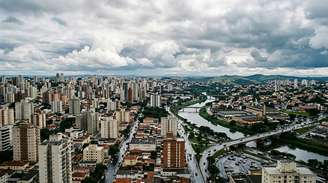 Imagem gerada por Inteligência Artificial, que não tem o objetivo de refletir ou retratar situações reais.