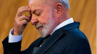 Vitória de Lula provocou forte reação negativa nos mercados nesta segunda-feira, 26