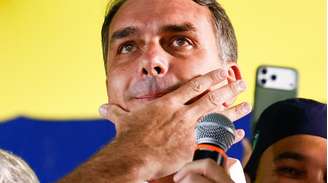 Flávio Bolsonaro foi derrotado no segundo turno da eleição presidencial