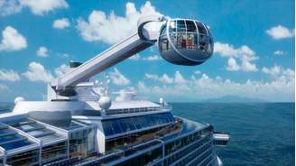 <p>North Star, esfera que eleva hóspedes mais de 270 metros acima do mar, é uma das atrações do Quantum of the Seas</p>