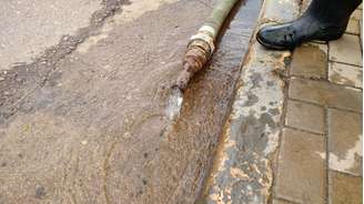 <p>Entre as medidas está a multa de R$ 1 mil para quem for flagrado desperdiçando água.</p>