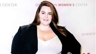 Grupo feminista australiano usou imagem da modelo Tess Holliday usando biquíni para promover um evento sobre visão positiva do corpo