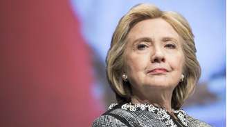 Em aparições públicas depois das eleições, Hillary repetiu que não vai desistir de suas lutas 
