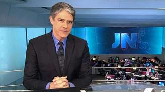 William Bonner, âncora do Jornal Nacional: momento tenso (Foto: Reprodução/Facebook/JN)