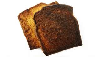 Quanto mais torrado o pão, maior a quantidade de acrilamida presente nele