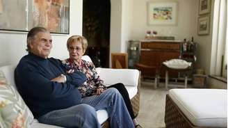 Tarcísio Meira e Gloria Menezes - Casados há 53 anos, eles fazem os olhos de qualquer um brilhar! Não tem como não acreditar em amor ao ver os dois juntos. 