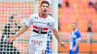 São Paulo espera resolver rapidamente negociação por Calleri (Foto: Maurício Hummens/Fotoarena/LANCE!Press)