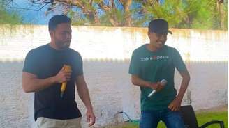 Ânderson José da Silva se apresenta ao lado de Wesley Safadão Reprodução/Instagram