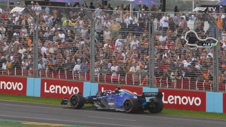 Alexander Albon parou na pista depois do Q1 