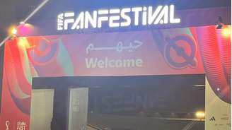 Fifa Fan Fest é centro de encontro de torcedores 