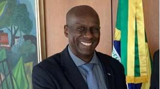 O militar reformado Ailton Barros