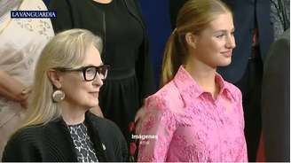 Meryl Streep e Princesa Leonor, herdeira da Coroa Espanhola, em cerimônia da premiação