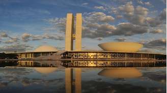 Equipe econômica prefere insistir no texto já enviado, embora tenham disposição em debater a proposta