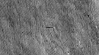 O objeto na verdade é um orbitador sul-coreano, confundindo observadores por conta da imagem distorcida