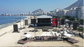 Palco do show da cantora Madonna em Copacabana palace, zona sul do Rio de Janeiro. FOTO : Pedro Kirilos/Estadão